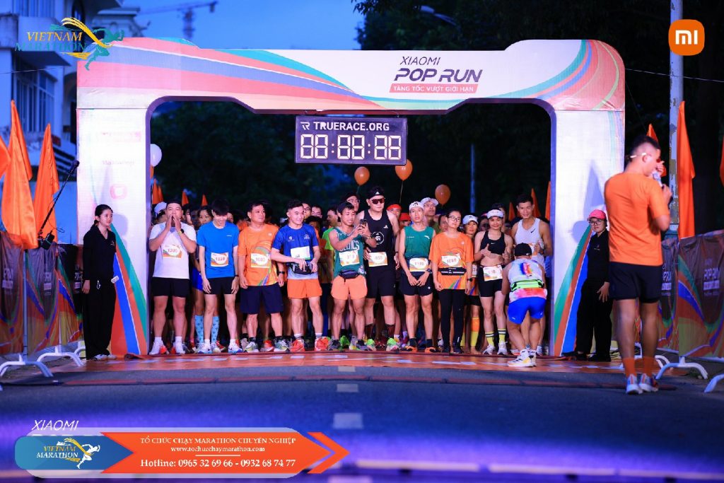 GIẢI CHẠY BAN ĐÊM