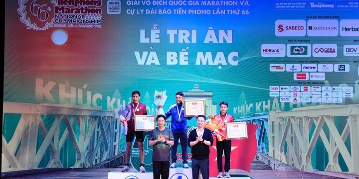 Tiền Phong Marathon 2025: Đội Điền kinh Quân đội Vững Vàng Giành Vô Địch Toàn Đoàn
